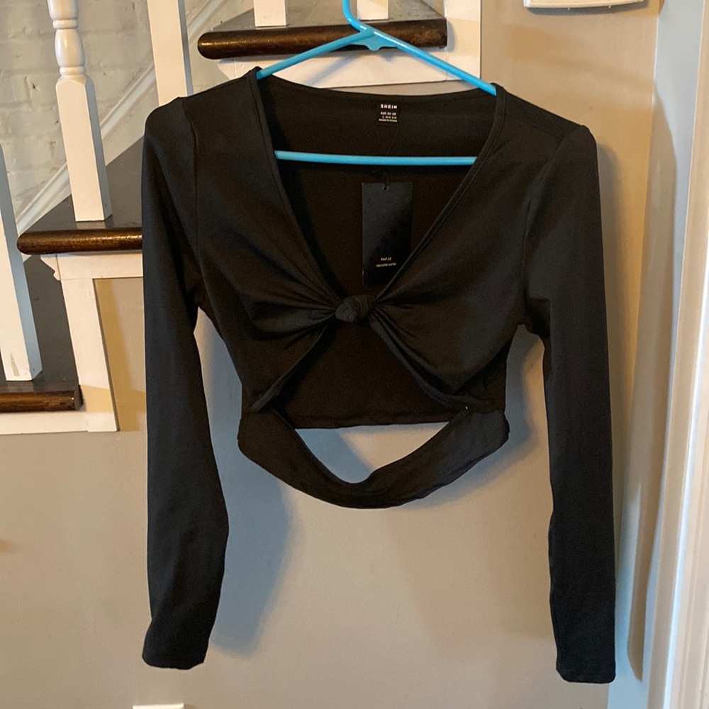 SHEIN CROP TOP LONG SLEEVE SHIRT SIZE L